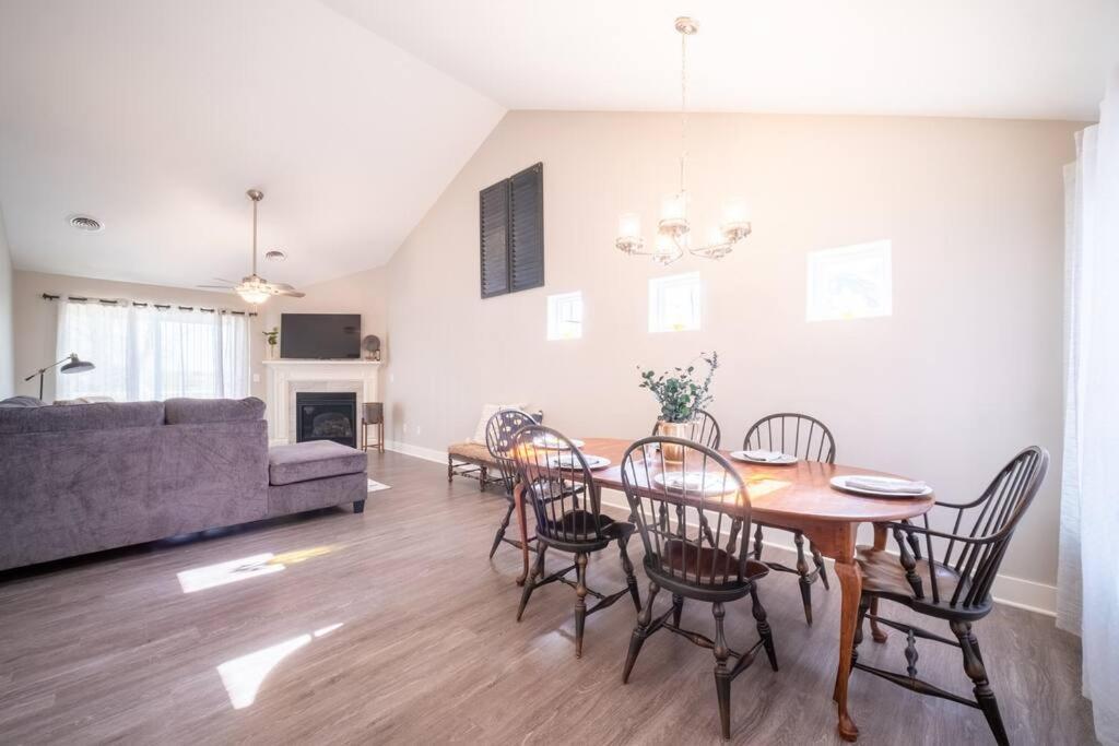 New Beautiful 3 Bedroom Condo In בטנדורף מראה חיצוני תמונה