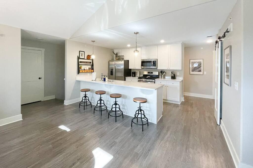 New Beautiful 3 Bedroom Condo In בטנדורף מראה חיצוני תמונה