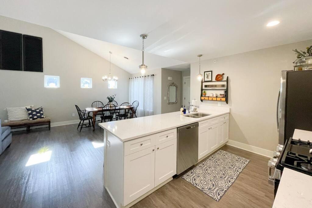New Beautiful 3 Bedroom Condo In בטנדורף מראה חיצוני תמונה