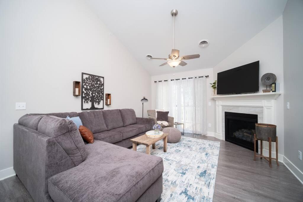 New Beautiful 3 Bedroom Condo In בטנדורף מראה חיצוני תמונה