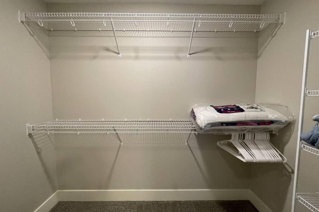New Beautiful 3 Bedroom Condo In בטנדורף מראה חיצוני תמונה
