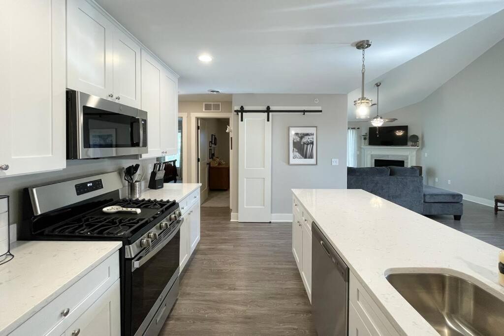 New Beautiful 3 Bedroom Condo In בטנדורף מראה חיצוני תמונה