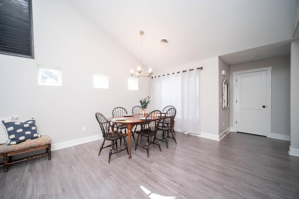 New Beautiful 3 Bedroom Condo In בטנדורף מראה חיצוני תמונה
